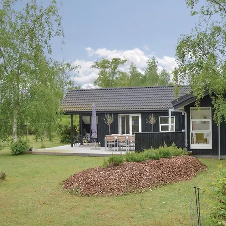 Two-bedroom With A Fireplace In Sjaellands Odde Yderby