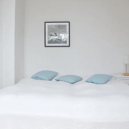 Two-bedroom With A Fireplace In Sjaellands Odde 別荘 *