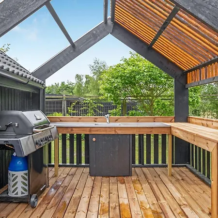 別荘 Two-bedroom With A Fireplace In Sjaellands Odde *