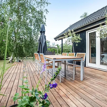 Two-bedroom With A Fireplace In Sjaellands Odde 別荘 *