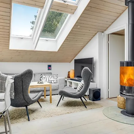 Two-bedroom With A Fireplace In Sjaellands Odde *