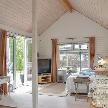 Two-bedroom With A Fireplace In Sjaellands Odde Yderby