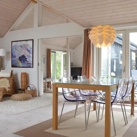 2 Bedroom Cozy Home In Sjaellands Odde * Yderby